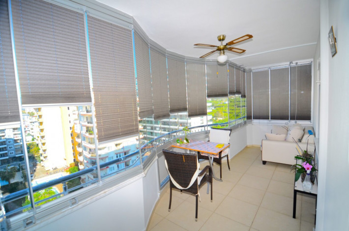 Полностью меблированная трехкомнатная квартира 2+1 в 500 метрах от моря в Махмутларе, 118 м2 - Ракурс 24