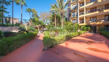 Современная квартира 2+1 в жилом комплексе на первой береговой линии. - Ракурс 24