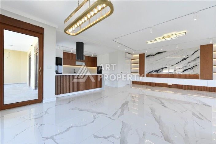 Элитная недвижимость в центре Алании, квартира 4+1 площадью 210 кв.м. - Ракурс 3