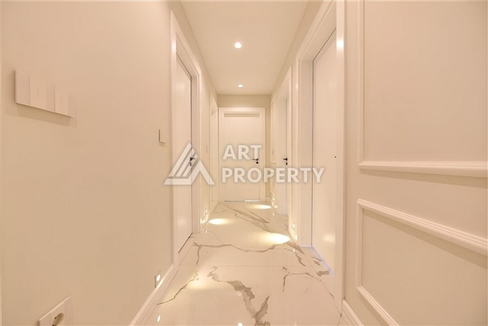 Элитная недвижимость в центре Алании, квартира 4+1 площадью 210 кв.м. - Ракурс 8