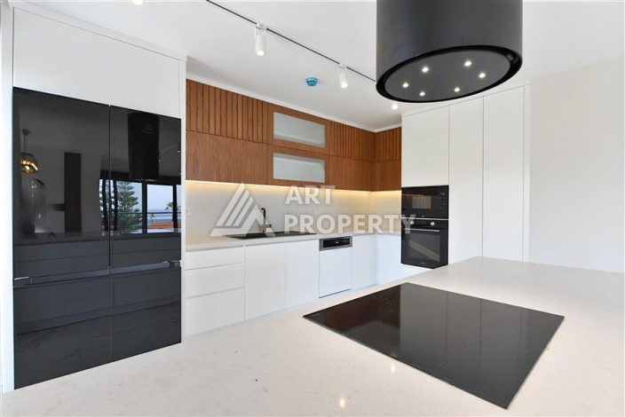 Элитная недвижимость в центре Алании, квартира 4+1 площадью 210 кв.м. - Ракурс 13