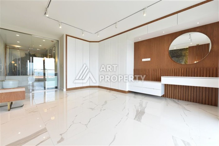 Элитная недвижимость в центре Алании, квартира 4+1 площадью 210 кв.м. - Ракурс 17