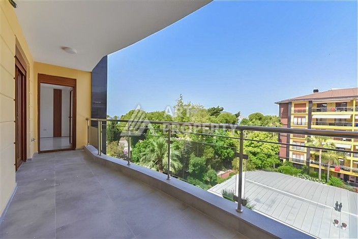 Элитная недвижимость в центре Алании, квартира 4+1 площадью 210 кв.м. - Ракурс 19