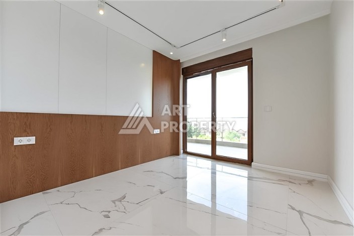 Элитная недвижимость в центре Алании, квартира 4+1 площадью 210 кв.м. - Ракурс 22