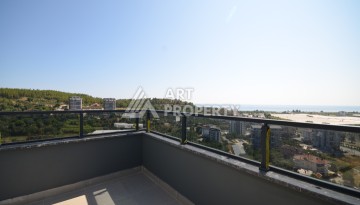 Современный дуплекс 2+1 с панорамным видом на море и бассейн — отличное предложение для комфортной жизни и отдыха. - Ракурс 4