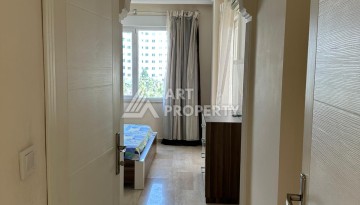 Срочная продажа просторной квартиры 2+1 в районе Махмутлар рядом с морем - Ракурс 3