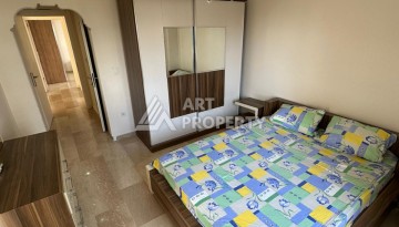 Срочная продажа просторной квартиры 2+1 в районе Махмутлар рядом с морем - Ракурс 10