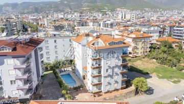 Просторная квартира 1+1 в районе Оба, 550 метров до моря - Ракурс 17