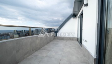 Двухуровневая квартира 2+1 с видом на море, 110 кв.м. Махмутлар, Алания - Ракурс 17