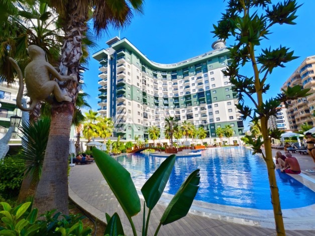 Квартира 1+1 в престижной резиденции района Махмутлар, 50 кв.м. - Ракурс 0