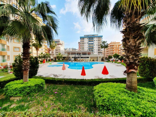 Двухкомнатная квартира с мебелью и техникой, район Махмутлар, Алания, 65 м2 - Ракурс 2