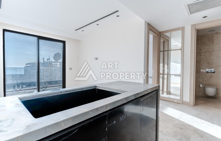 Апартаменты 1+1 с панорамным видом на море и крепость Алании в современном комплексе премиум-класса в районе Тосмур. - Ракурс 9