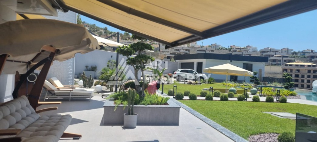 Вилла 6+2 с большим участком 1950 м2 в районе Каргыджак, Алания - Ракурс 1