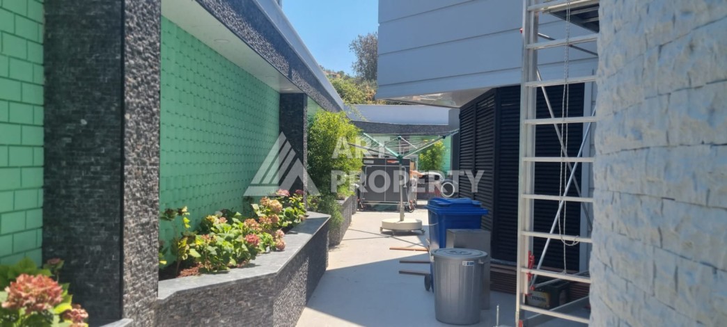 Вилла 6+2 с большим участком 1950 м2 в районе Каргыджак, Алания - Ракурс 4