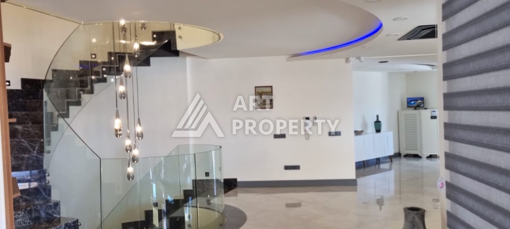 Вилла 6+2 с большим участком 1950 м2 в районе Каргыджак, Алания - Ракурс 24