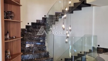 Вилла 6+2 с большим участком 1950 м2 в районе Каргыджак, Алания - Ракурс 29