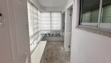 Три квартиры 2+1 на одном этаже — 150 метров до моря, готовый арендный бизнес - Ракурс 3