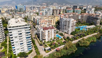 Квартира 2+1 с видом на море в Тосмуре — срочная продажа, 100 метров до пляжа - Ракурс 18