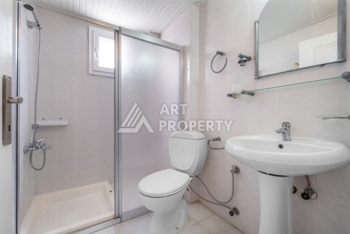 Квартира 2+1 в центре Аланьи — 200 метров до моря, после капитального ремонта - Ракурс 1