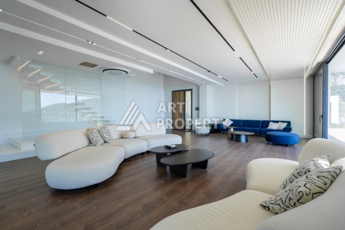 Престижная вилла 4+1 с большим участком в районе Тепе, с участком 1475 кв.м. - Ракурс 4