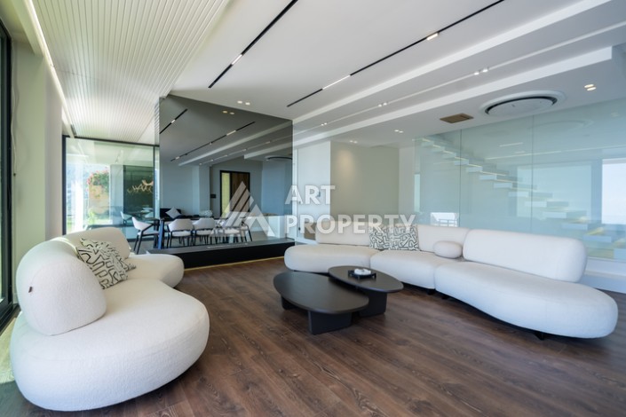 Престижная вилла 4+1 с большим участком в районе Тепе, с участком 1475 кв.м. - Ракурс 5