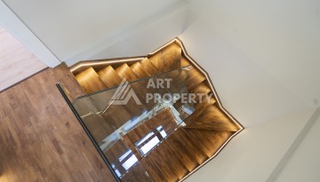 Престижная вилла 4+1 с большим участком в районе Тепе, с участком 1475 кв.м. - Ракурс 13