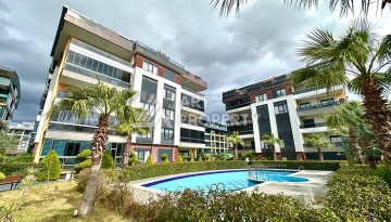 Двухуровневая квартира 3+1 с отдельной кухней в районе Оба, 180 м² - Ракурс 1