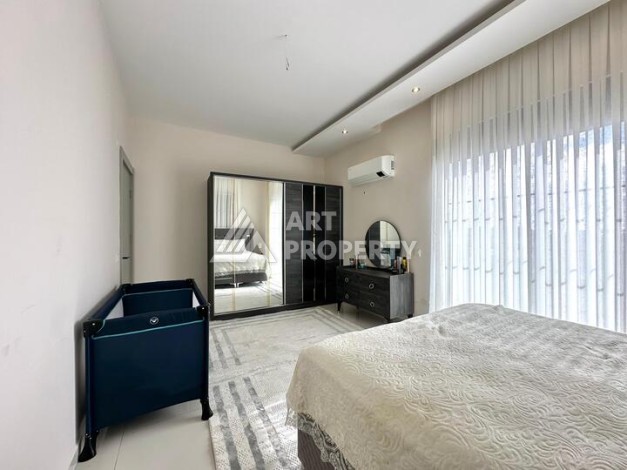 Двухуровневая квартира 3+1 с отдельной кухней в районе Оба, 180 м² - Ракурс 8