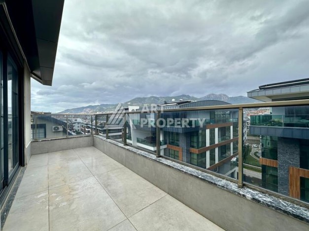 Двухуровневая квартира 3+1 с отдельной кухней в районе Оба, 180 м² - Ракурс 9