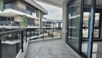 Квартира 1+1 в элитной резиденции района Оба, Алания — 55 м² с видом на бассейн - Ракурс 18