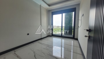 Квартира 1+1 в элитной резиденции района Оба, Алания — 55 м² с видом на бассейн - Ракурс 20