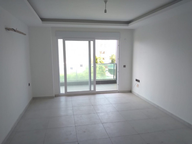 Двухкомнатная квартира в 150 метрах от Средиземного моря в районе Кестель, 55 м2 - Ракурс 2