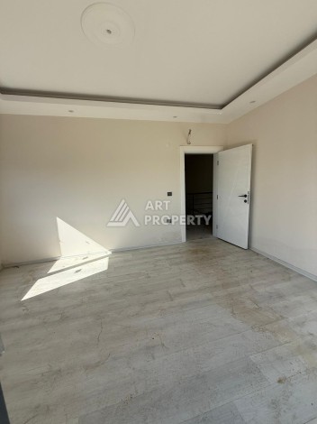 Двухуровневая квартира 4+1 с видом на море в районе Чыплаклы, Алания — 170 м² - Ракурс 3