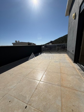 Двухуровневая квартира 4+1 с видом на море в районе Чыплаклы, Алания — 170 м² - Ракурс 7