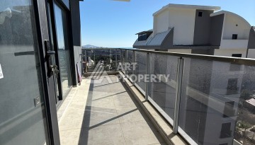 Двухуровневая квартира 4+1 с видом на море в районе Чыплаклы, Алания — 170 м² - Ракурс 20