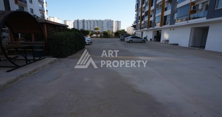 Квартира 1+1 с отдельной кухней в районе Томюк, Мерсин — 450 м до моря - Ракурс 4