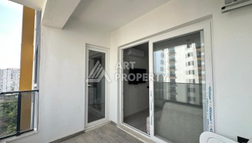 Квартира 1+1 с отдельной кухней в районе Томюк, Мерсин — 450 м до моря - Ракурс 27