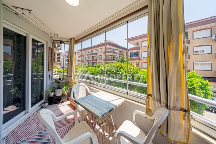 Меблированная квартира 1+1 в районе Оба, 500 м от пляжа - Ракурс 4