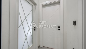 Современная квартира 1+1 в новом доме 2023 года в Махмутларе в 550 метрах от моря - Ракурс 3