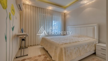 Просторная квартира 1+1 в Махмутларе в 200 метрах от моря с панорамными видами - Ракурс 7