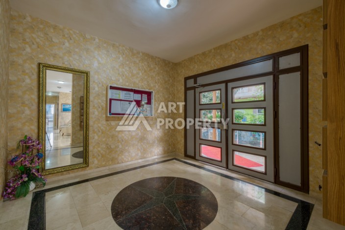 Просторная квартира 1+1 в Махмутларе в 200 метрах от моря с панорамными видами - Ракурс 16