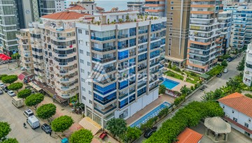 Просторная квартира 1+1 в Махмутларе в 200 метрах от моря с панорамными видами - Ракурс 26