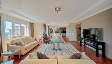 Просторная квартира 220 м² с большими террасами и видом на море - Ракурс 1