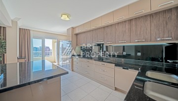 Просторная квартира 220 м² с большими террасами и видом на море - Ракурс 7