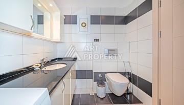 Просторная квартира 220 м² с большими террасами и видом на море - Ракурс 11