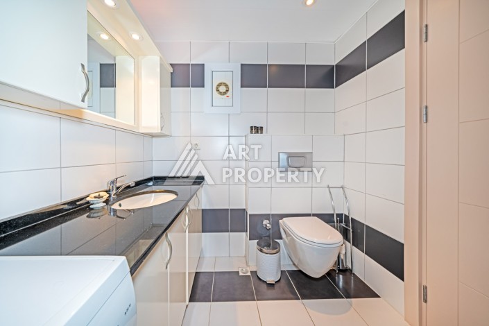 Просторная квартира 220 м² с большими террасами и видом на море - Ракурс 10