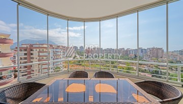 Просторная квартира 220 м² с большими террасами и видом на море - Ракурс 24