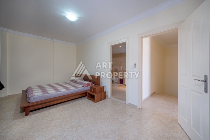 Просторная квартира 4+1 в комплексе с развитой инфраструктурой в районе Тосмур — идеальный вариант для комфортной жизни у моря - Ракурс 3