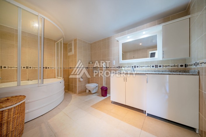 Просторная квартира 4+1 в комплексе с развитой инфраструктурой в районе Тосмур — идеальный вариант для комфортной жизни у моря - Ракурс 16