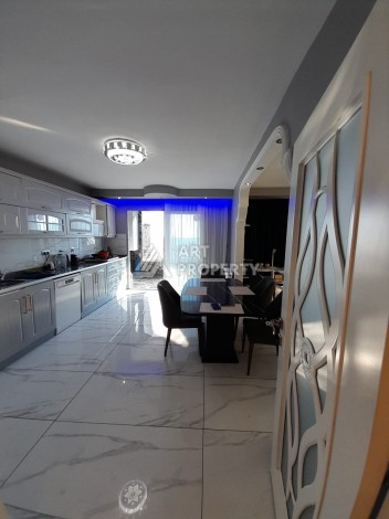 Большая квартира 3+1 в Мерсине, район Давултепе - Ракурс 7